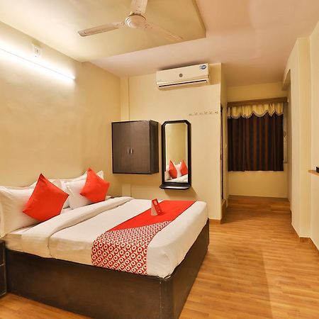 Oyo 11427 Hotel Kalyan Ahmedabad Eksteriør billede