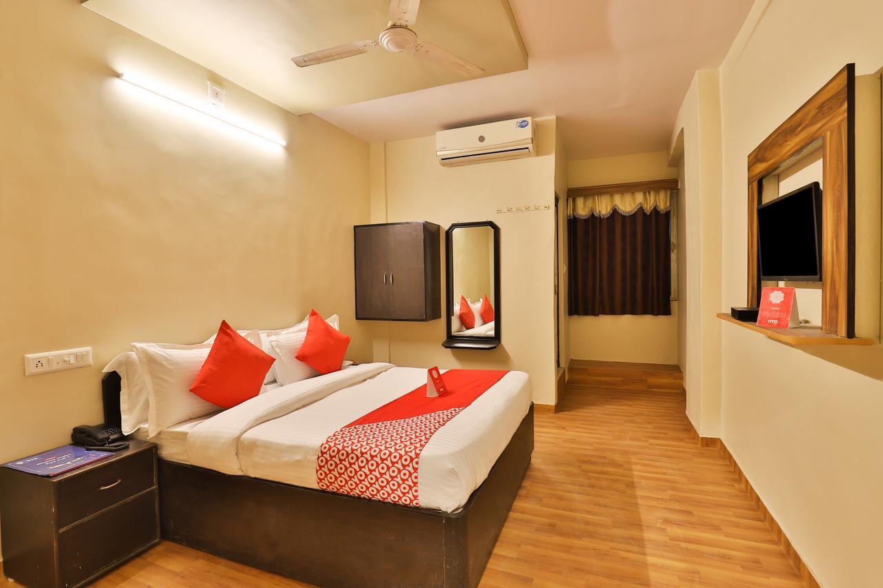 Oyo 11427 Hotel Kalyan Ahmedabad Eksteriør billede