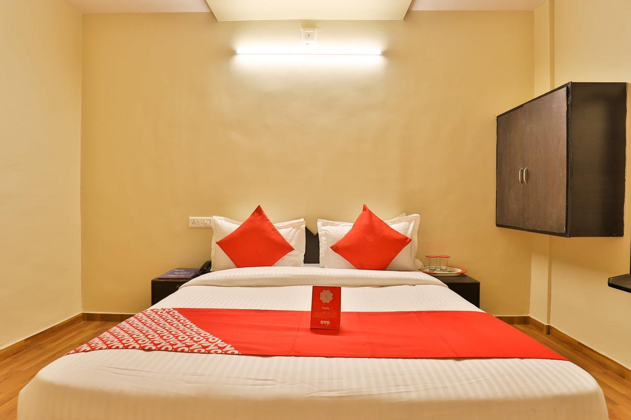 Oyo 11427 Hotel Kalyan Ahmedabad Eksteriør billede