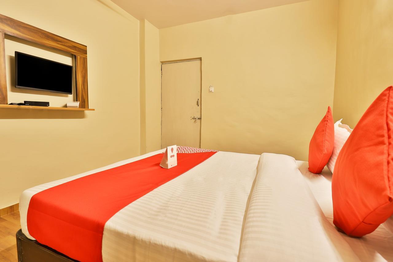 Oyo 11427 Hotel Kalyan Ahmedabad Eksteriør billede