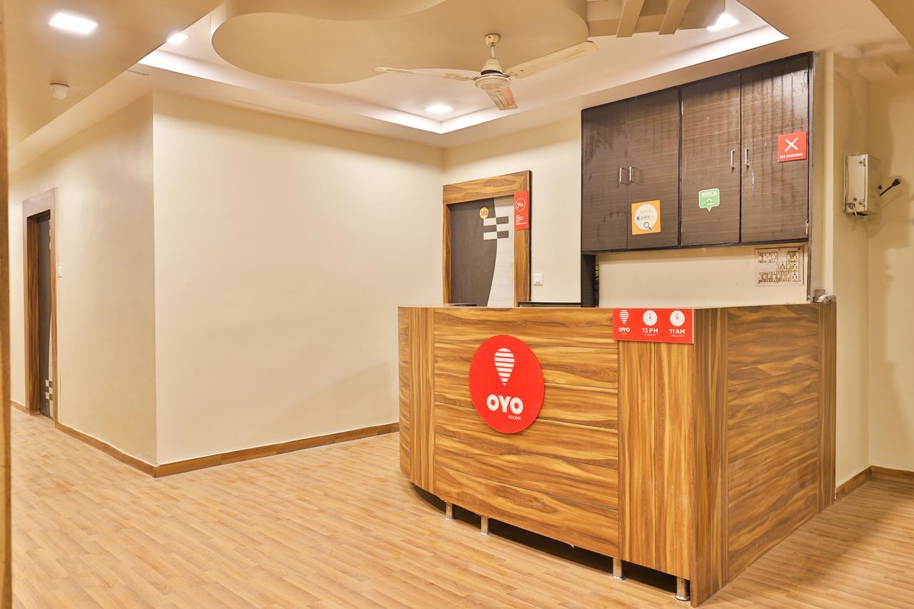 Oyo 11427 Hotel Kalyan Ahmedabad Eksteriør billede